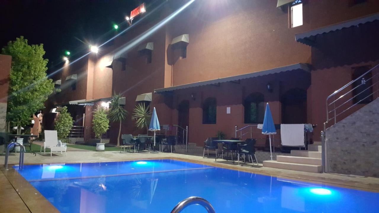 Hotel Ajil Cascades D'อูซูด ภายนอก รูปภาพ