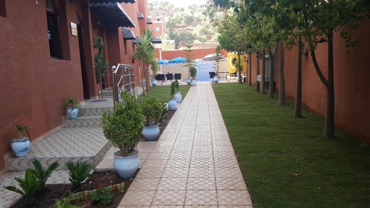 Hotel Ajil Cascades D'อูซูด ภายนอก รูปภาพ